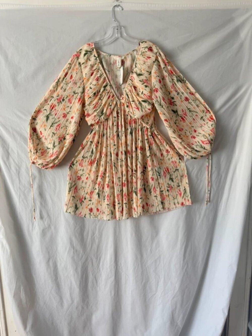 Cream flowy dress